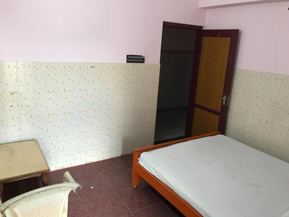 Sr Mahal & Lodge Kumbakonam Eksteriør billede
